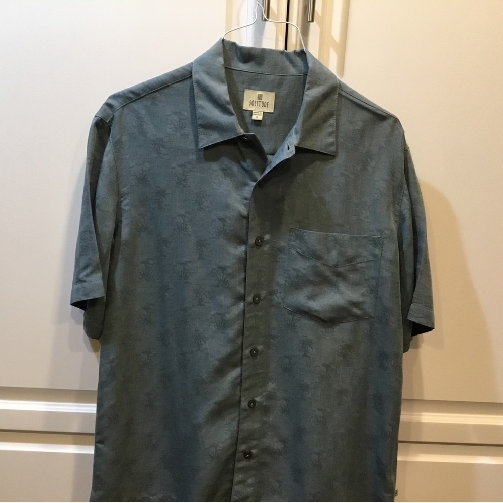 Short sleeve men shirt, perfect with jeans or shorts